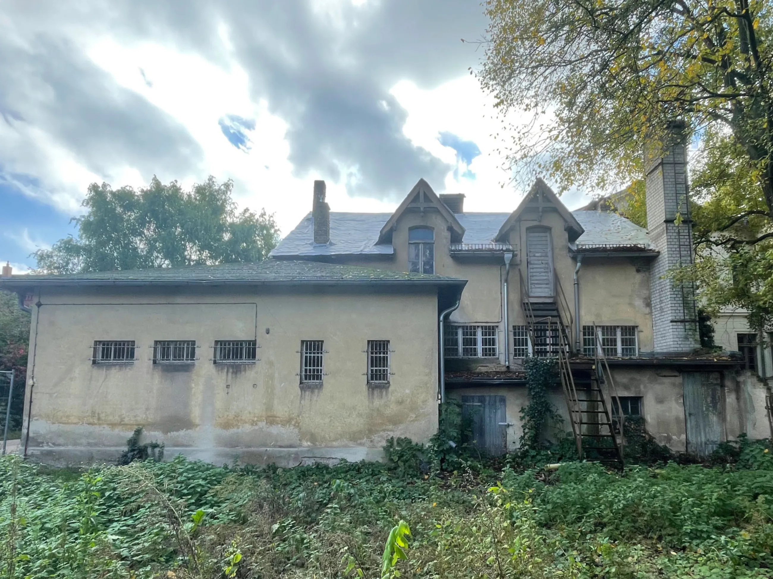 Ansicht Nord der ehemaligen Poststelle im Park Sanssouci